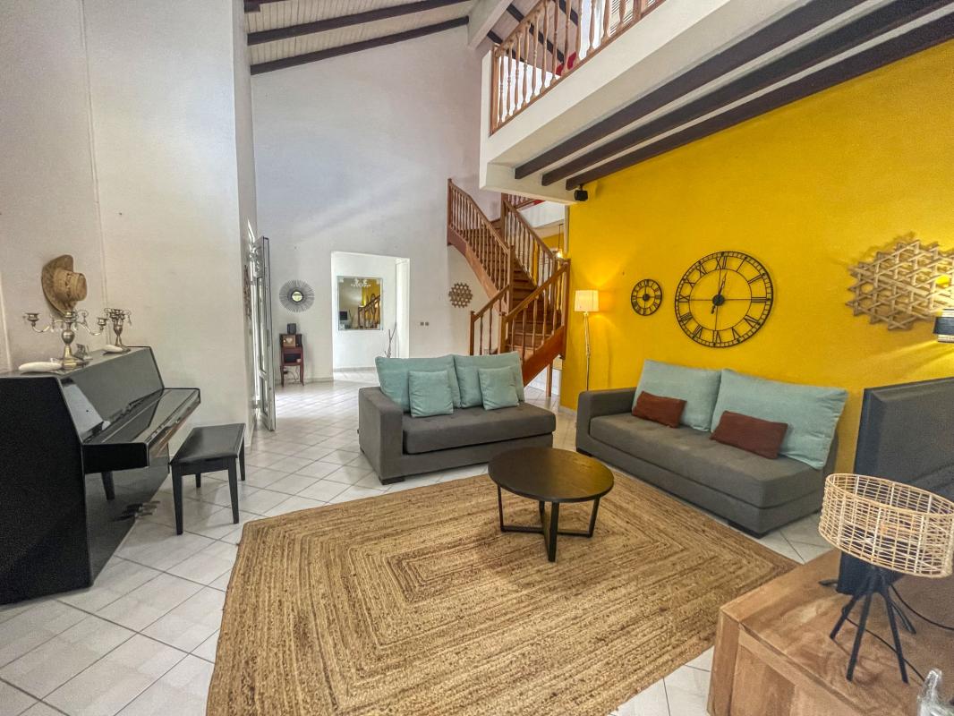 17.Location villa piscine Saint François Guadeloupe_Salon